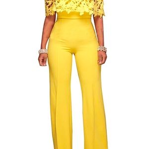 High waist, long pants, off-the-shoulder jumpsuit